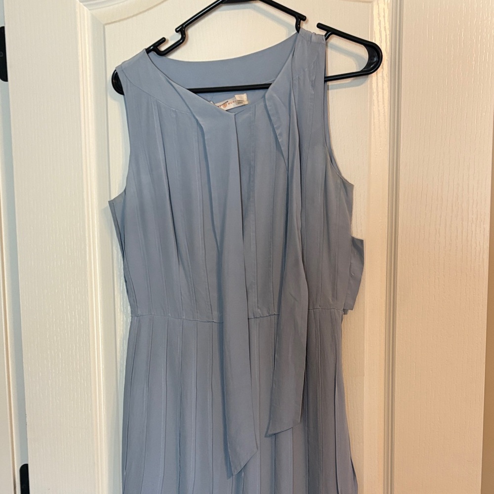 Tory Burch Light Blue Pleated Midi Dress bow tie neck detail size 6